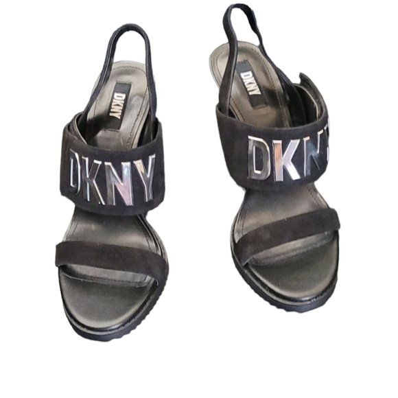 Dkny Shoes - 💕NEW DKNY Logo Faux Suede Sandals💕Size 9.5